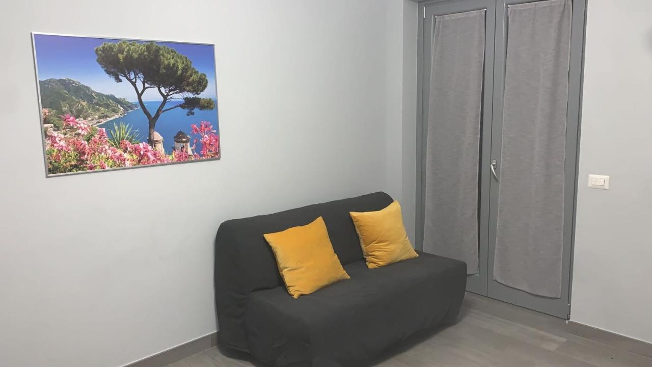Aa Residence - Free Private Parking Сарно Экстерьер фото