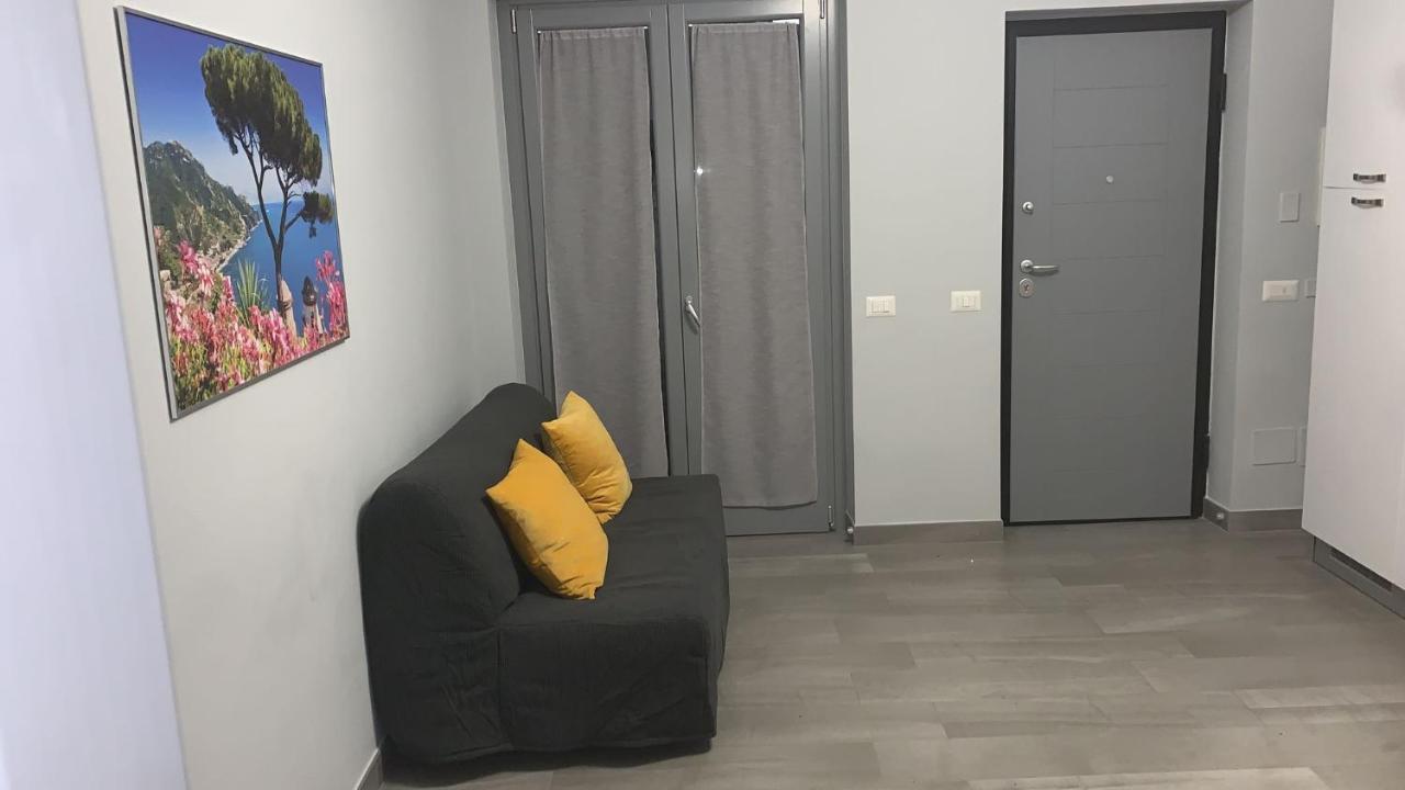 Aa Residence - Free Private Parking Сарно Экстерьер фото