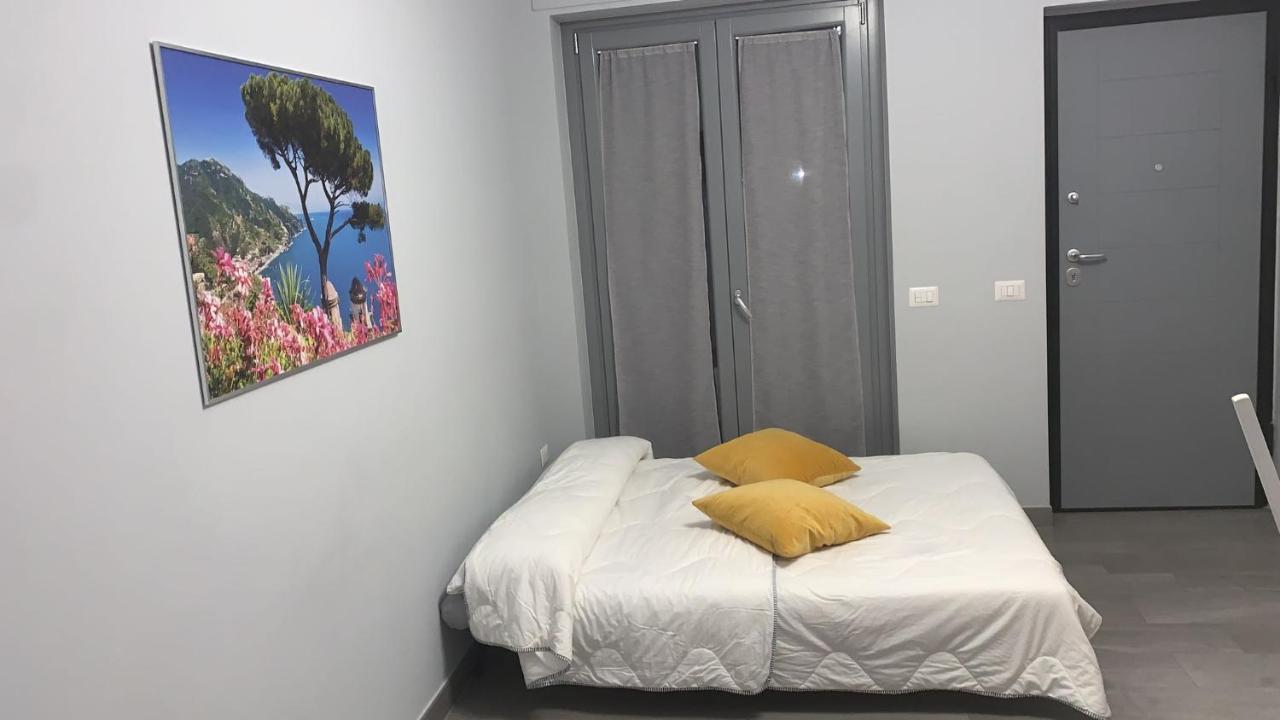 Aa Residence - Free Private Parking Сарно Экстерьер фото